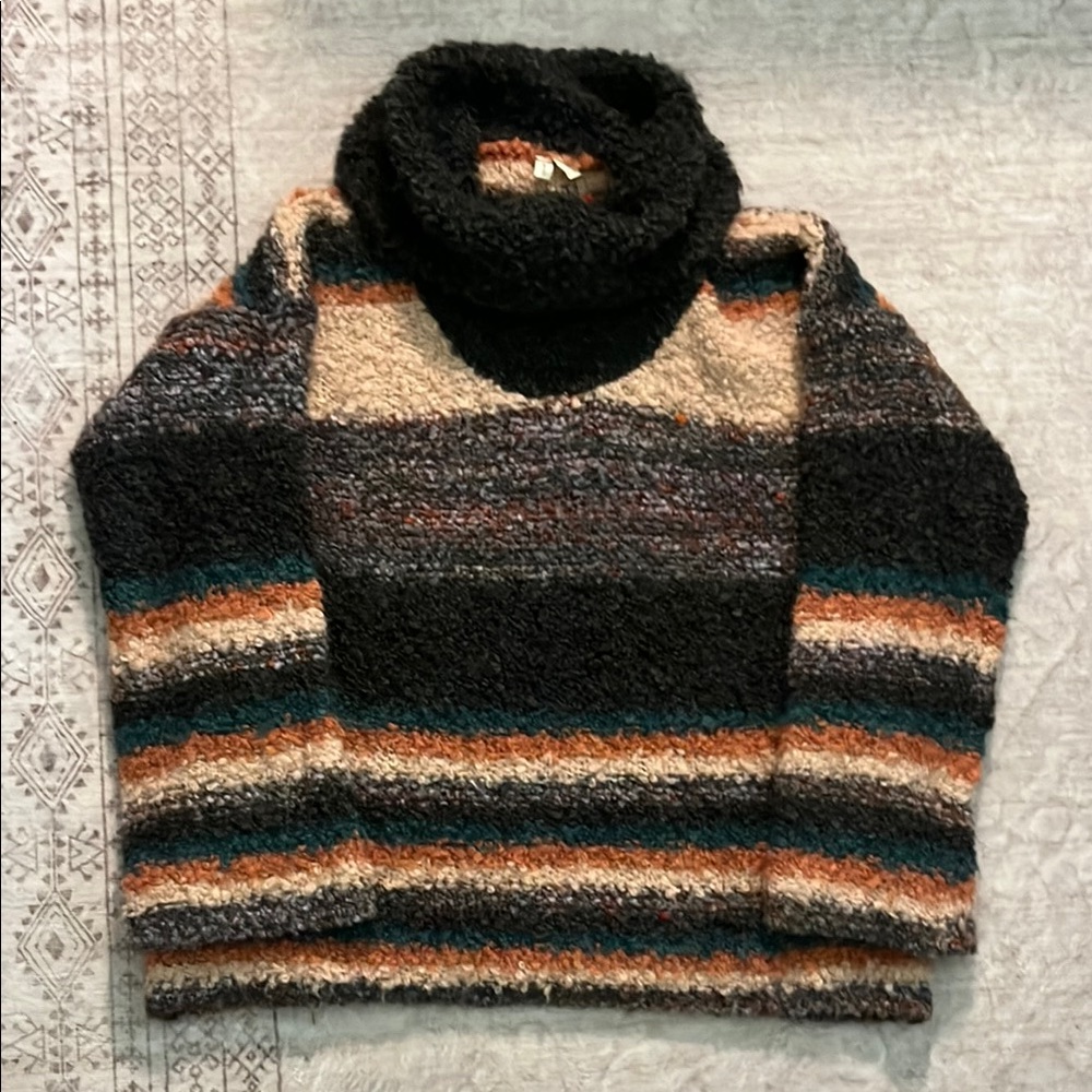 Moth Anthropologie Black and Cream Turtleneck Sweater